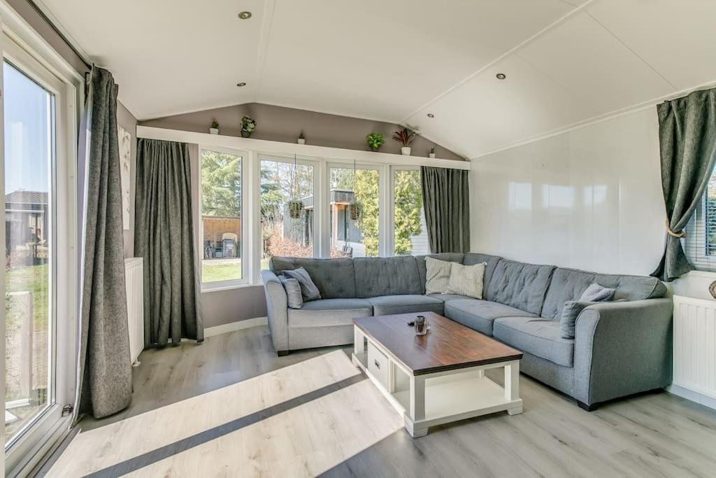 4-Pers. Chalet Met Eigen Parkeerplaats In Veluwe Putten Exterior foto